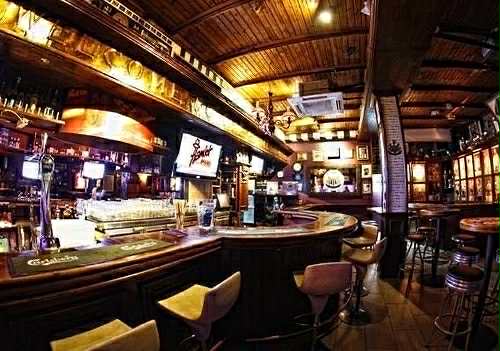 Hamlet pub 2