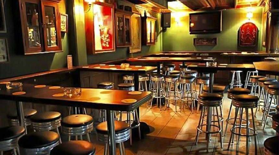 Hamlet pub 3